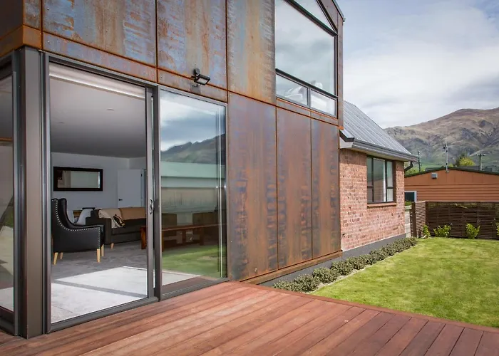 Rusted Charm Ferienhaus Wanaka
